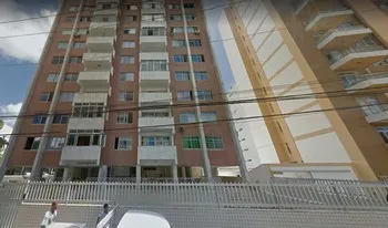 Condomínio Prof Magalhães Neto em Salvador
