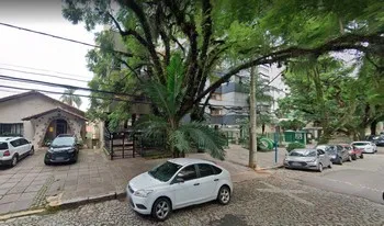 Condomínio Puerto Varas em Porto Alegre