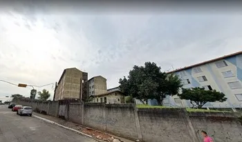 Condomínio Raio De Sol Bl. I, Ii, Iii, Iv, V em São Paulo