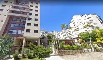 Condomínio Saint Elisee em Porto Alegre