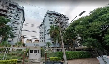 Condomínio Saint Peter em Porto Alegre