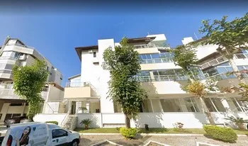 Condomínio Edifício Saint Tropez