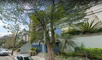 Condomínio São Lourenço Comercial Center em Campinas