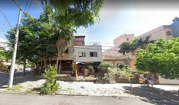 Condomínio Sir Robert em Porto Alegre