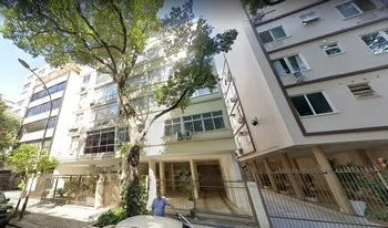 Condomínio Situado Na Rua Prudente De Morais N 261 em Rio De Janeiro