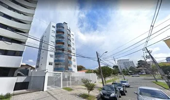 Condomínio Tanis em Curitiba