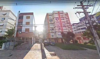 Condomínio Thaila em Porto Alegre