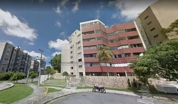 Condomínio Theodoro Locher em Curitiba