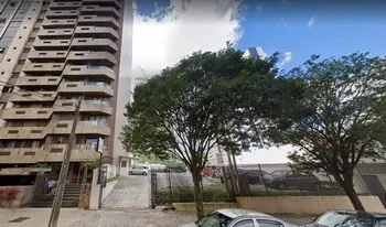 Condomínio Tour De La Paix em Curitiba