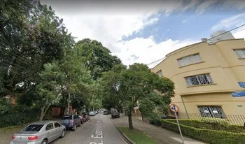 Condomínio Ubaldino Leal Fontoura em Curitiba