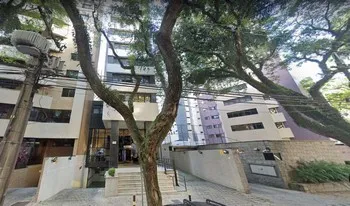 Condomínio Victoria Building em Curitiba