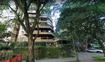 Condomínio Vila Farnese em Porto Alegre