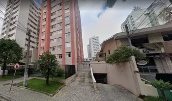 Condomínio Village De Monaco em Curitiba