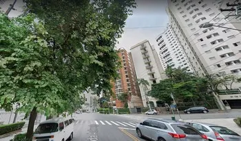 Condomínio Ville De France em São Paulo
