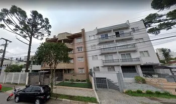 Condomínio Villefrance em Curitiba