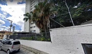 Condomínio Vivenda Dos Ypes em São Paulo