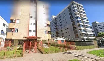 Condomínio Vivendas Val Di Sole em Porto Alegre