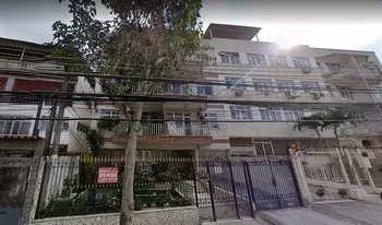 Condomínio Gustavo De Andrade em Rio De Janeiro