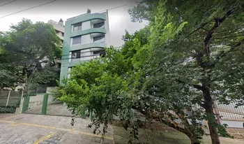 Condomínio Laura em Porto Alegre