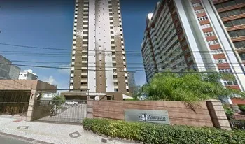 Condomínio Mansão Jenner Augusto em Salvador