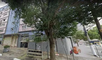 Condomínio Prédio Domingos Fama em São Paulo