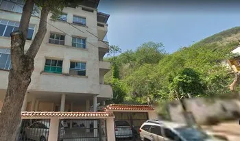 Condomínio Quatro Irmãos em Rio de Janeiro