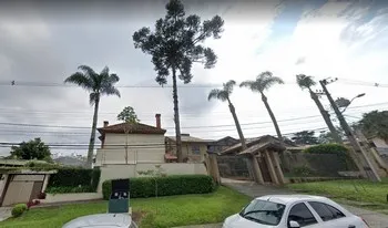 Condomínio Residêncial Acucena em Curitiba