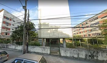 Condomínio Residêncial Agamenon Magalhães em Rio De Janeiro
