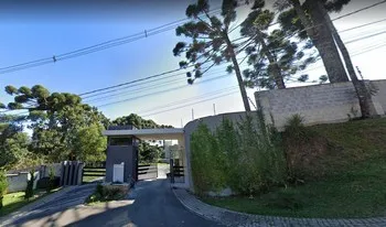 Condomínio Residêncial Aguas Do Barigui em Curitiba