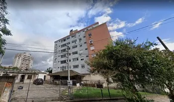Condomínio Residêncial Brusque em Porto Alegre