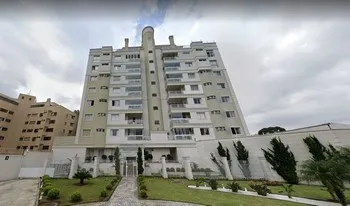 Condomínio Residêncial Castel Chambord em Curitiba