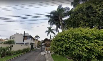 Condomínio Residêncial Do Bosque em Curitiba