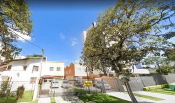 Condomínio Residêncial E Comercial Francisco Appel em Curitiba