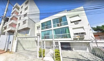 Condomínio Residêncial Edifício Mirim em Porto Alegre