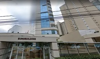 Condomínio Residêncial Eurobuilding em Curitiba