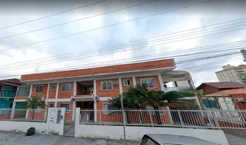 Imagem do Condomínio Residêncial Giliard em Itapema