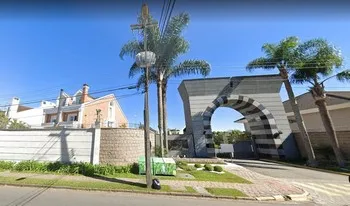 Condomínio Residêncial Graciosa Village em Curitiba