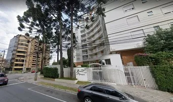 Condomínio Residêncial Grand Maison em Curitiba