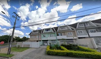 Condomínio Residêncial Laguna em Curitiba