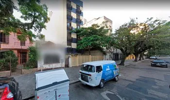 Condomínio Residêncial Lara De Lemos em Porto Alegre