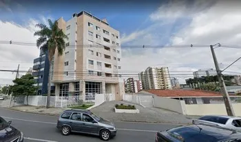 Condomínio Residêncial Lascelles em Curitiba