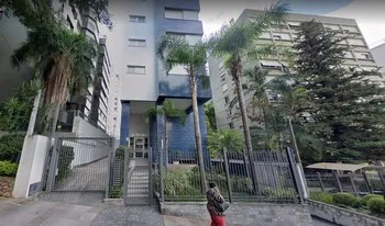 Condomínio Residêncial Le Mont em Porto Alegre