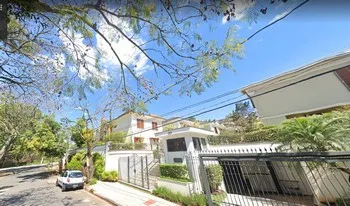 Condomínio Residêncial Le Premier Condominium em São Paulo
