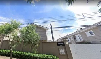Condomínio Residêncial Mercês Ii em Curitiba