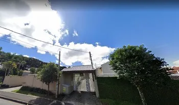 Condomínio Residêncial Model Iv em Curitiba