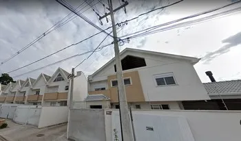 Condomínio Residêncial Ravena em Curitiba