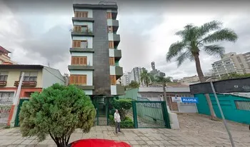Condomínio Residêncial Resende em Porto Alegre