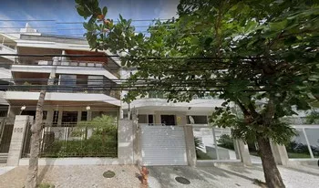 Condomínio Residêncial Rosamares em Rio De Janeiro