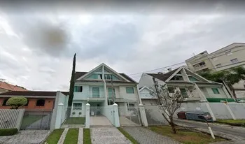 Condomínio Residêncial Safira em Curitiba