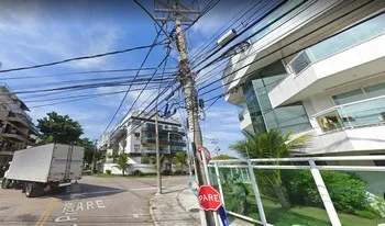 Condomínio Residêncial Ticiano em Rio De Janeiro